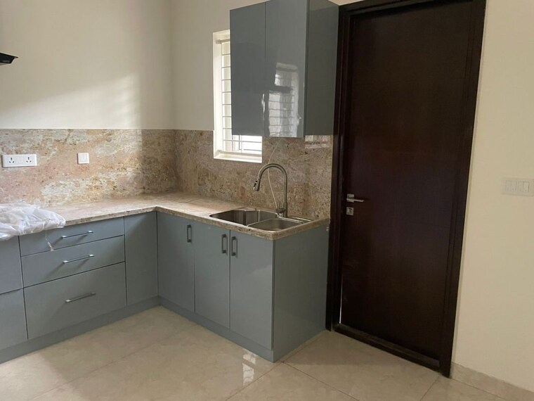 Room, muppas-indraprastha 4 Bedroom 3500 Sq.Ft. Villa In Tellapur Hyderabad 10042862