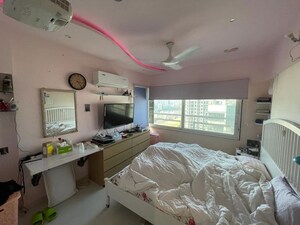 2 BHK Apartment For Rent in DLH Metroview, Andheri West