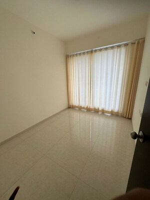 Room in 2.5 BHK Apartment at Gami Terra, Sanpada – for Rent