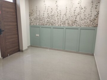 Room in 3 BHK Builder Floor at Malviya Nagar – for Sale