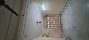 Furnished Amenities in 2.5 BHK Independent House at Sector 8 – for Rent