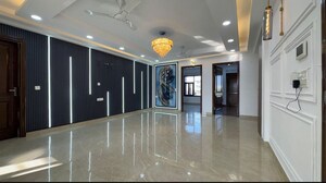 Living Room in 2 BHK Builder Floor at Sector 37 – for Rent