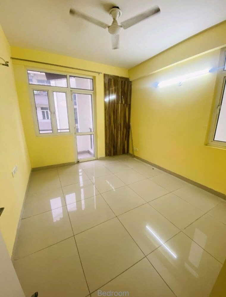 Bedroom, wave-executive-floors 2 Bedroom 900 Sq.Ft. Apartment In Wave City Ghaziabad 10043029