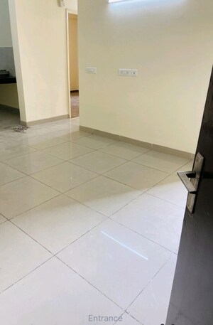 2 BHK Apartment – Entrance View at Wave Executive Floors, Wave City - for Rent