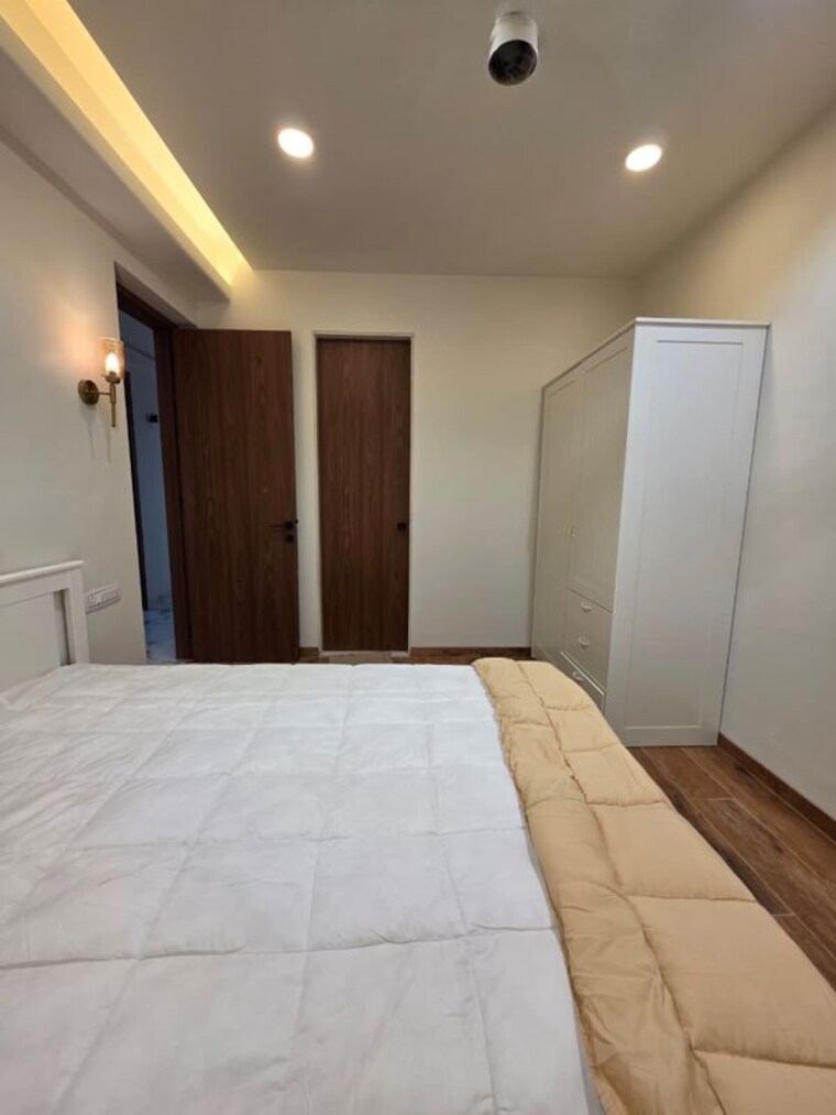 Bedroom, dosti-eastern-bay-phase-1 3 Bedroom 1050 Sq.Ft. Apartment In Wadala Mumbai 10043050