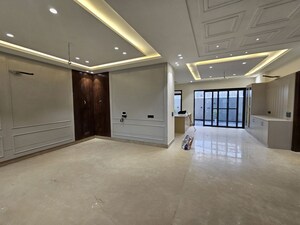 Room in 5 BHK Independent House at Sector 89 – for Sale
