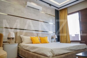 Bedroom in 5 BHK Apartment at Patiala Road – for Sale