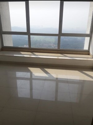 Room in 2 BHK Apartment at DB Orchid Woods, Goregaon East – for Sale