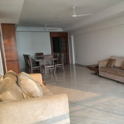 3 BHK + Pooja Room Apartment For Rent in Piramal Mahalaxmi Central Tower 2