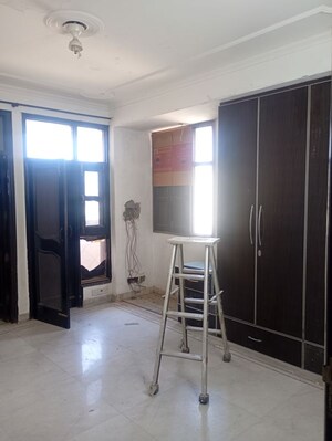 Living Room in 4 BHK Apartment at Sector 12 Dwarka – for Rent