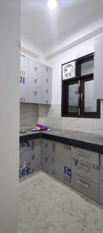 Kitchen in 1 BHK Builder Floor at Chattarpur – for Rent