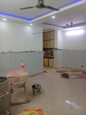Room in 2 BHK Apartment at Sector 18 Dwarka – for Rent
