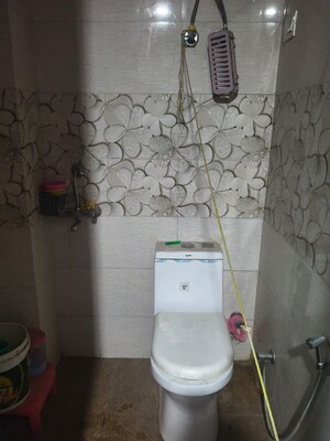 Master Bedroom in 1 RK Apartment at South Extension I – for Rent