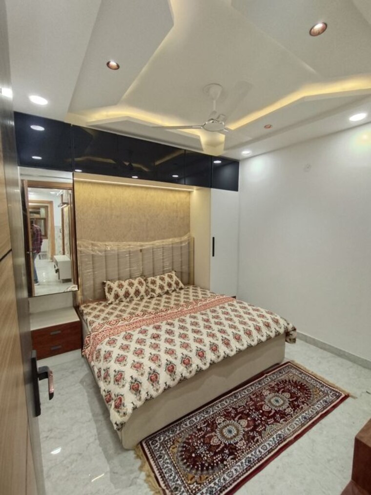 Bedroom, uttam nagar 3 Bedroom 100 Sq.Yd. Builder Floor In Uttam Nagar Delhi 10043176
