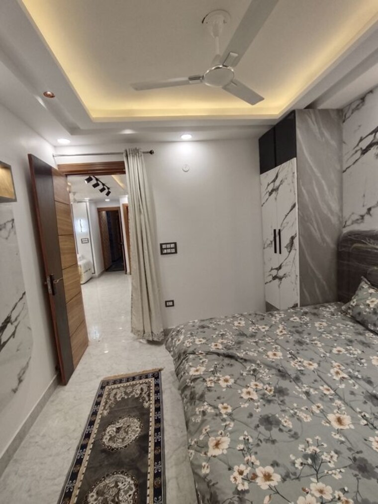 Master Bedroom, uttam nagar 3 Bedroom 100 Sq.Yd. Builder Floor In Uttam Nagar Delhi 10043176