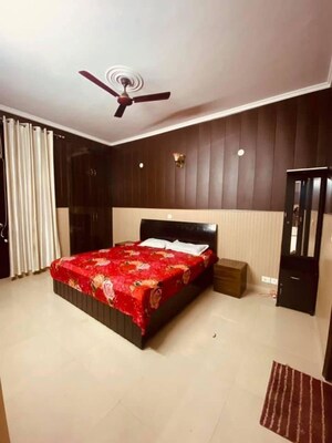 Bedroom in 3 BHK Apartment at Ansal Sushant Estate, Sector 52 – for Rent