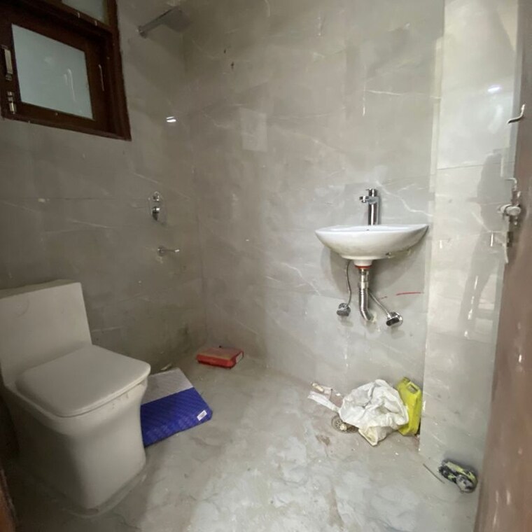 Bathroom, geetanjali enclave 2 Bedroom 900 Sq.Ft. Builder Floor In Geetanjali Enclave Delhi 10043249