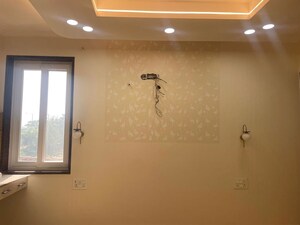 Room in 3.5 BHK Builder Floor at Godrej Woods, Sector 43 – for Rent