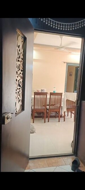 2 BHK Apartment For Rent in Yashraj Park CHS, Kasarvadavali