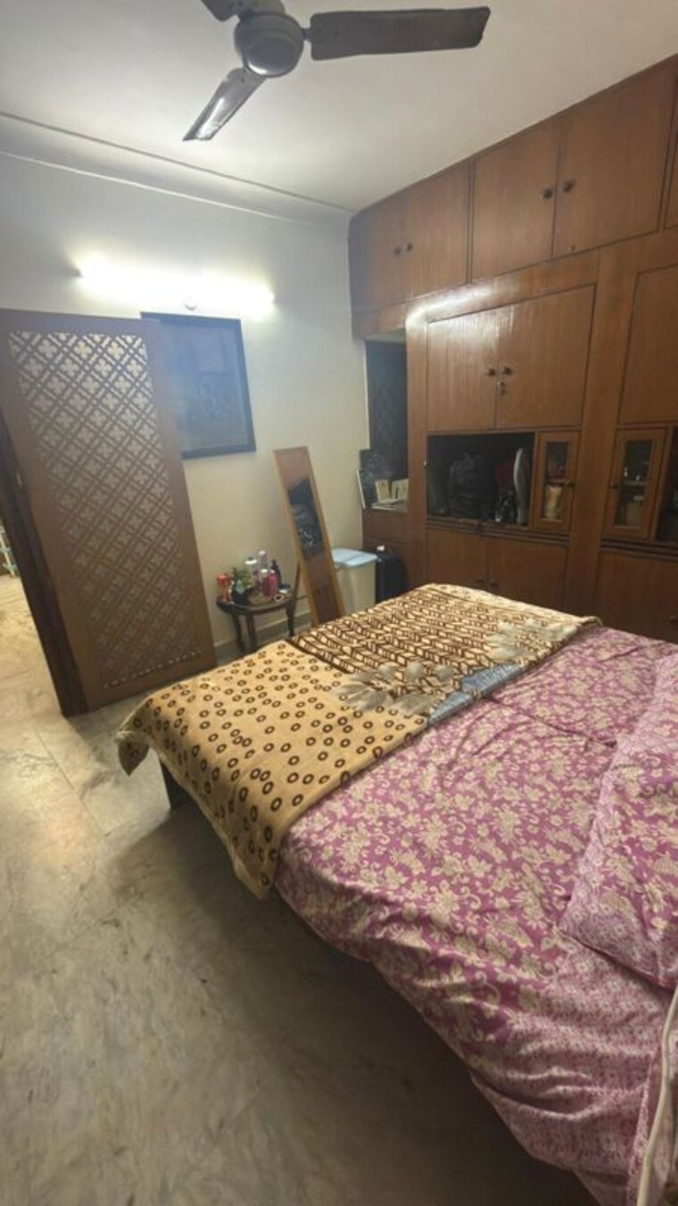 Bedroom, malviya nagar 2 Bedroom 100 Sq.Yd. Builder Floor In Malviya Nagar Delhi 10043412