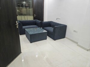 Living Room in 2 BHK Builder Floor at Uday Arden 45, Sector 45 – for Rent