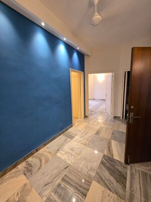 Room in 4 BHK Builder Floor at Greater Kailash I – for Rent