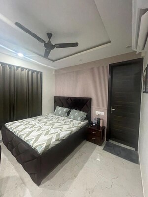 Bedroom in 2 BHK Builder Floor at Saurabh Niwas, Sector 40 – for Rent