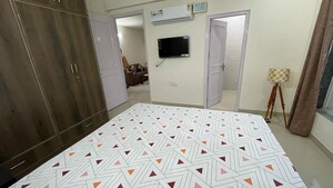 Bathroom in 3 BHK Builder Floor at Unitech South City 1, South City 1 – for Rent