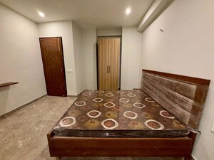 Bedroom in 2 BHK Builder Floor at Ardee City, Sector 52 – for Rent