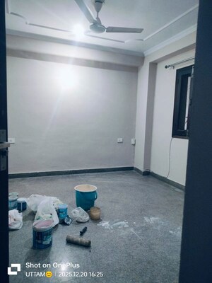 Room in 2 BHK Builder Floor at Sushant Lok 2, Sector 57 – for Rent