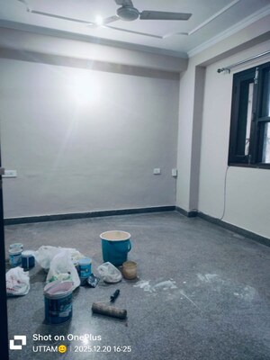 Room in 2 BHK Builder Floor at Sushant Lok 2, Sector 57 – for Rent