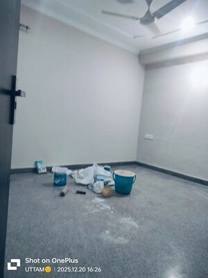 Room in 2 BHK Builder Floor at Sushant Lok 2, Sector 57 – for Rent