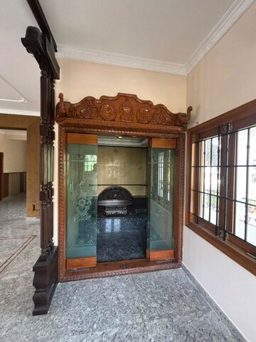 Building Lobby in 4 BHK Apartment at Rajmahal Apartments Sadashiva Nagar, Sadashiva Nagar – for Rent