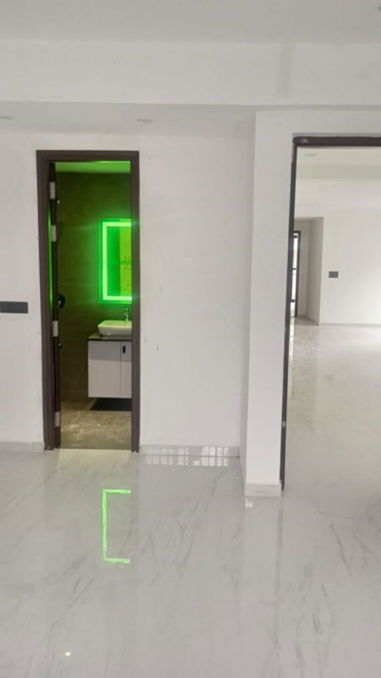 Room, prestige-el-dorado 3 Bedroom 2350 Sq.Ft. Apartment In Queens Road Bangalore 9713828