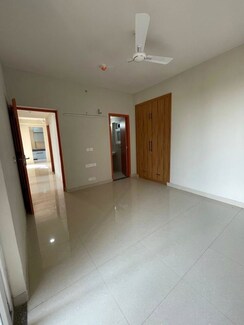 2 BHK + Extra Room Apartment For Rent in Tata Eureka Park