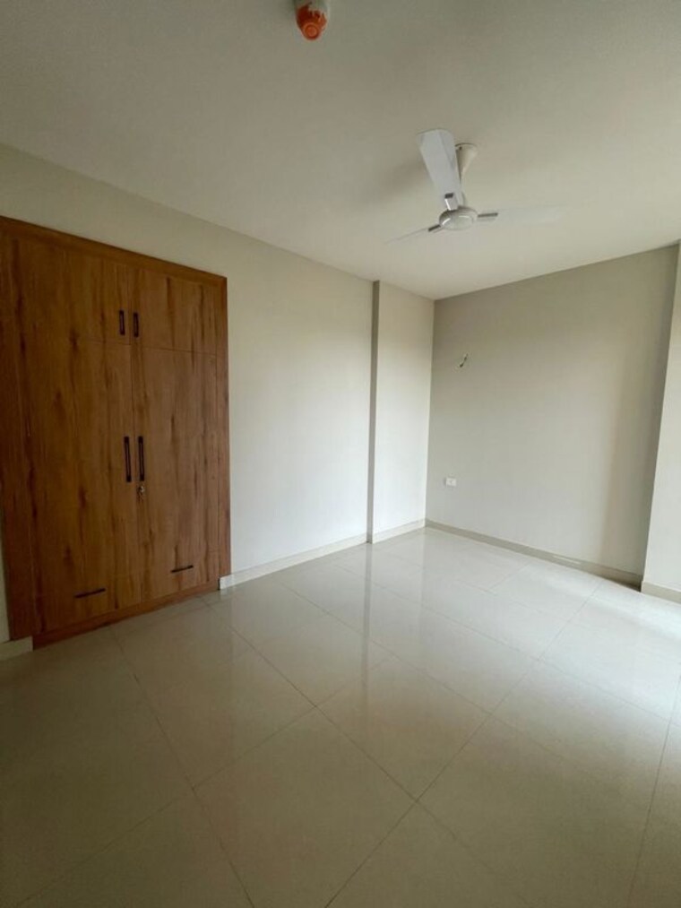 Room, tata-eureka-park 2 Bedroom 1100 Sq.Ft. Apartment In Sector 150 Noida 10043461