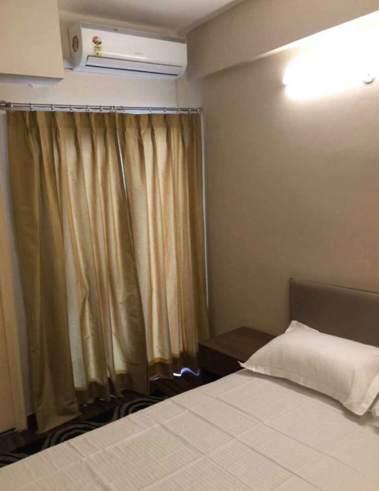 Bedroom, paras-tierea 1 Bedroom 495 Sq.Ft. Apartment In Sector 137 Noida 10043462