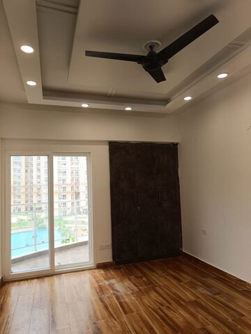 Room in 2.5 BHK Apartment at Samridhi Daksh Avenue, Sector 150 – for Rent