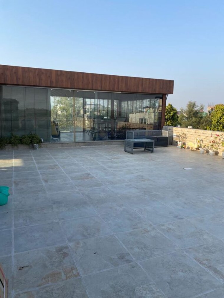 Terrace, anand lok 4 Bedroom 4500 Sq.Ft. Builder Floor In Anand Lok Delhi 10043475