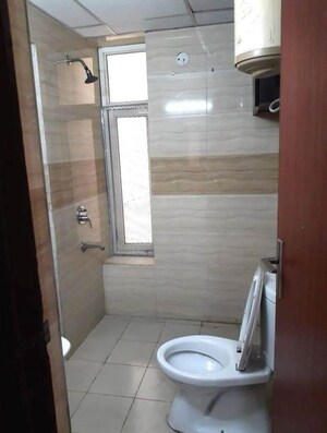 Bathroom in 2.5 BHK Apartment at Supertech Ecociti, Sector 137 – for Sale