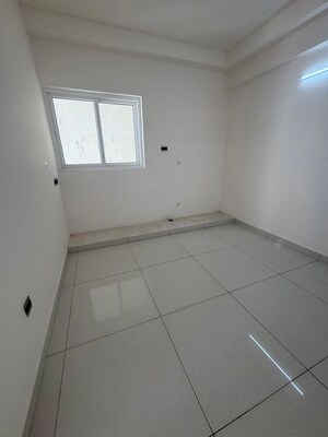 Bathroom in 3 BHK Apartment at Candeur Crescent, Serilingampally – for Sale