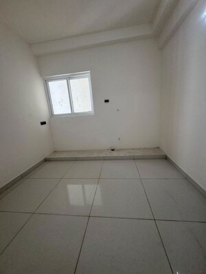 Bathroom in 3 BHK Apartment at Candeur Crescent, Serilingampally – for Sale