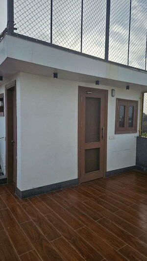 Terrace in 2.5 BHK Independent House at Sector 55 – for Rent