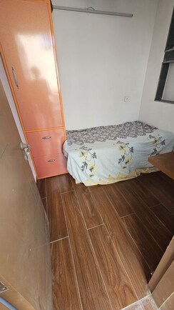 2.5 BHK + Pooja Room,Servant Room,Extra Room Independent House For Rent in Sector 55