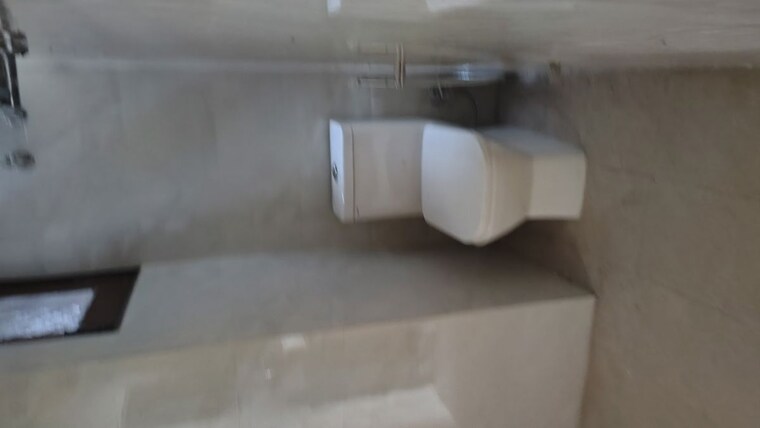 Attached Bathroom, sector 56 1.5 Bedroom 700 Sq.Ft. Independent House In Sector 56 Noida 10043496