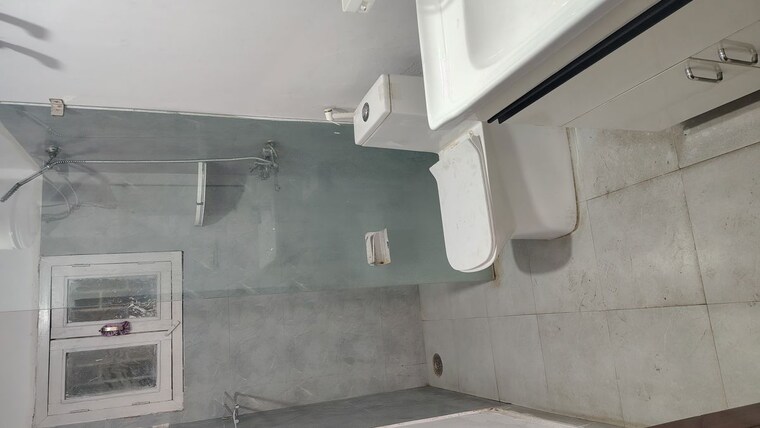 Bathroom, sector 55 2 Bedroom 11610 Sq.Ft. Independent House In Sector 55 Noida 10043498