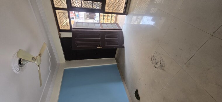 Kitchen, charms-solitaire-ghaziabad 2.5 Bedroom 1550 Sq.Ft. Apartment In Ahinsa Khand 2 Ghaziabad 10043502