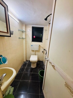 Master Bedroom in 2 BHK Apartment at Casa Blanca Apartment Andheri, Andheri West – for Rent