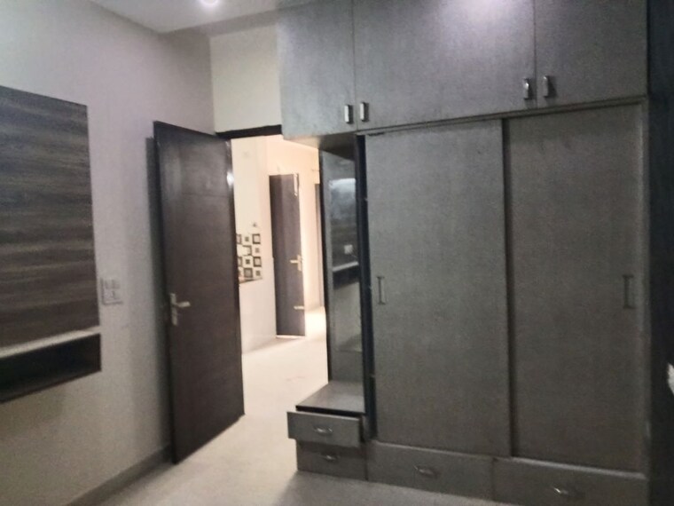Room, dhakoli 2 Bedroom 100 Sq.Yd. Builder Floor In Dhakoli Zirakpur 10043513