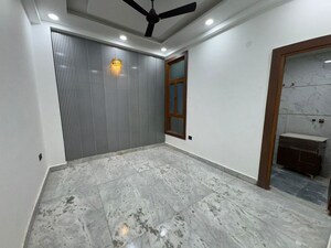 Bedroom in 3 BHK Apartment at Oxirich Avenue, Ahinsa Khand 2 – for Rent